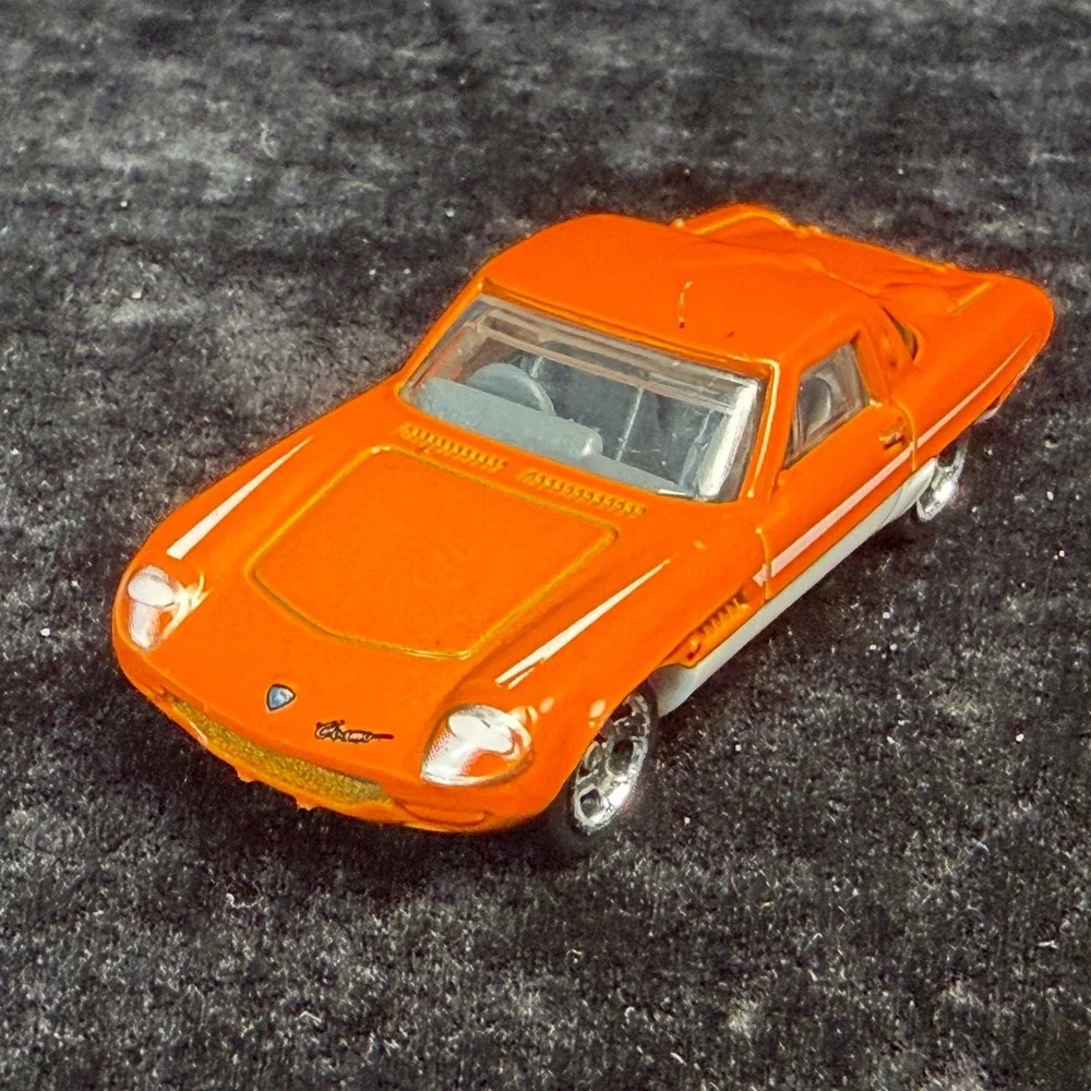 Hot Wheels-Lot of 4: Mazda Cosmo Sport, Lamborghini Urus, VW Beetle, Audi RS5